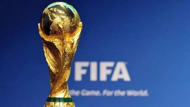 搞足球如何赚钱？FIFA教你12年捞金250亿美元